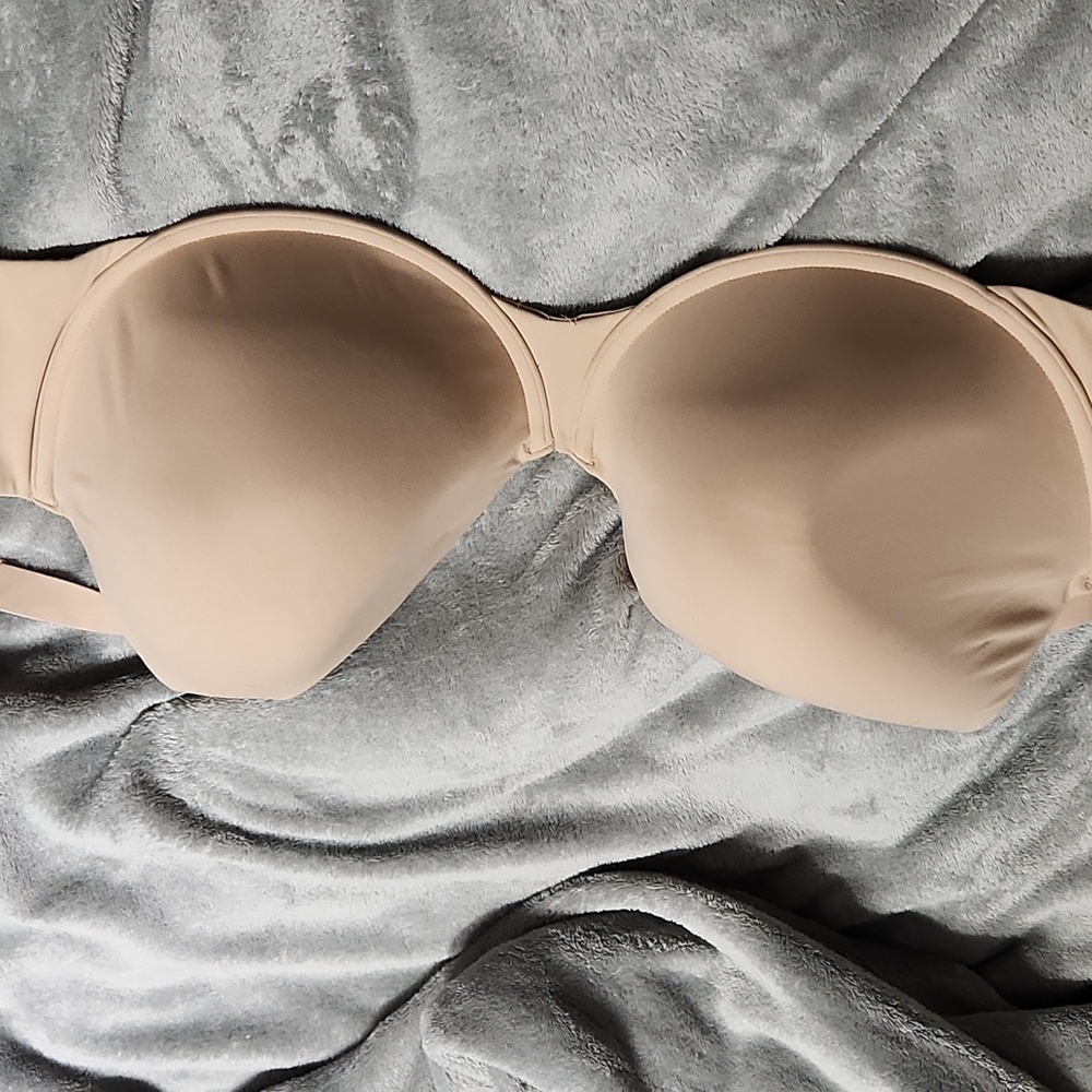 Skims bra